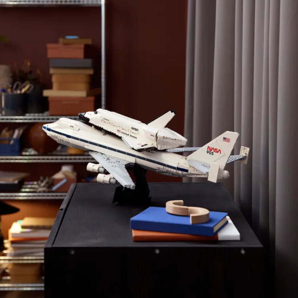 Transbordador Espacial Enterprise NASA y Avión Transporte