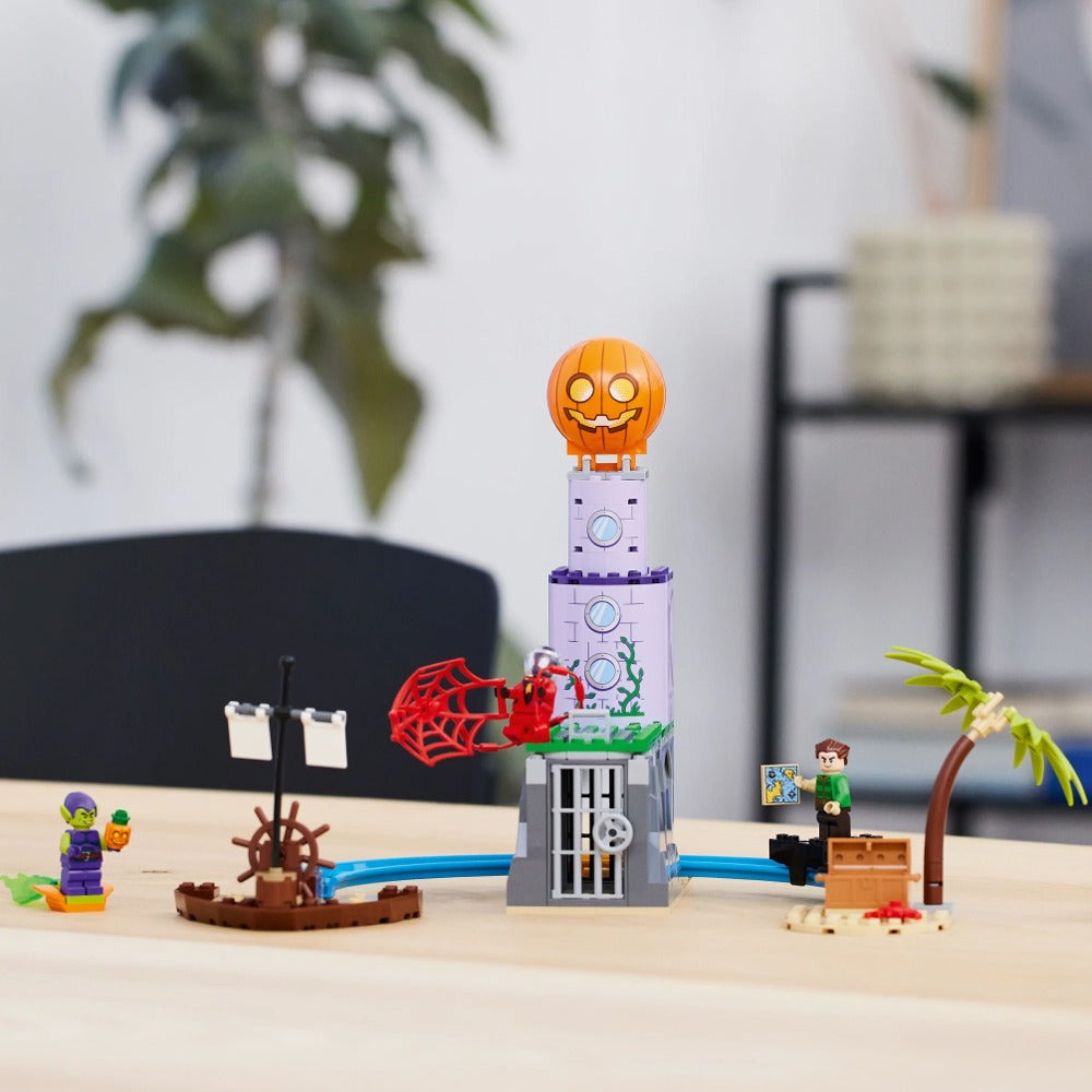 Equipo Spidey en el Faro del Duende Verde