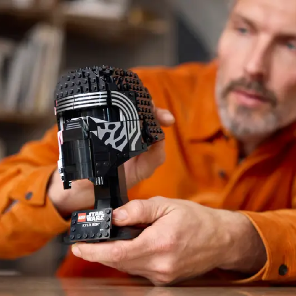 Casco de Kylo Ren™