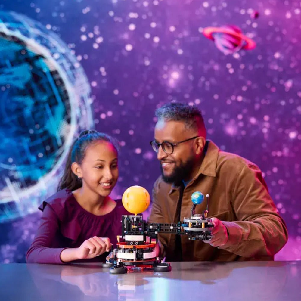 Planeta Tierra y Luna en Órbita