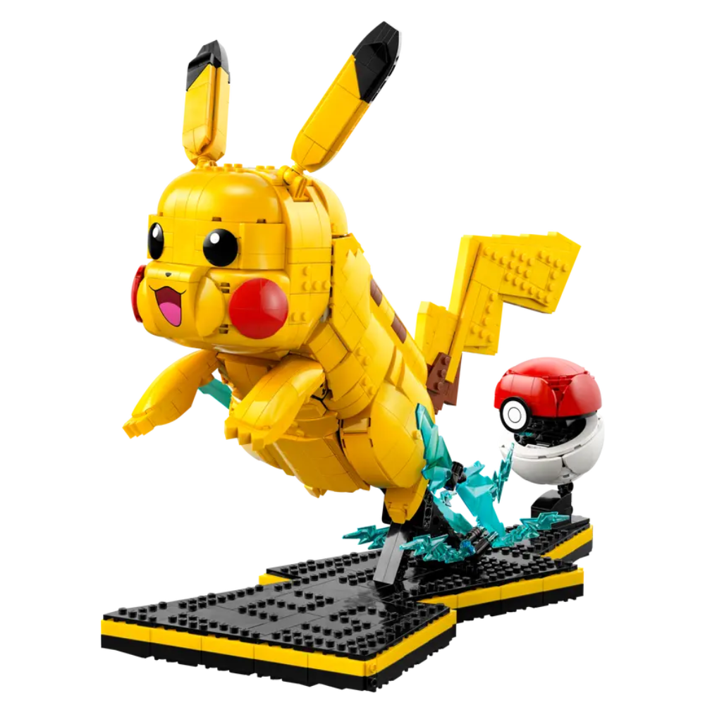Pikachu y Poké Ball