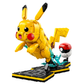 Pikachu y Poké Ball