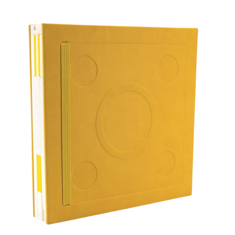 Cuaderno Amarillo con Bolígrafo de Gel, Tapa Dura