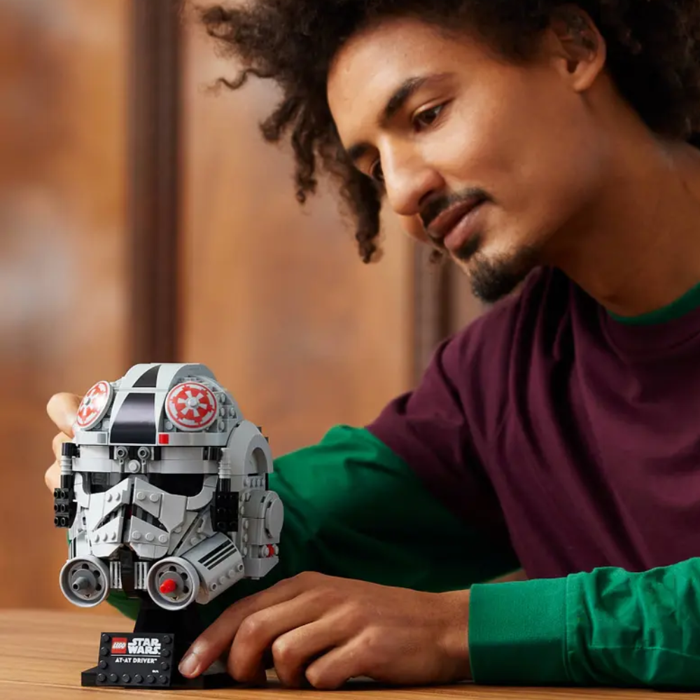 Casco de Conductor de AT-AT