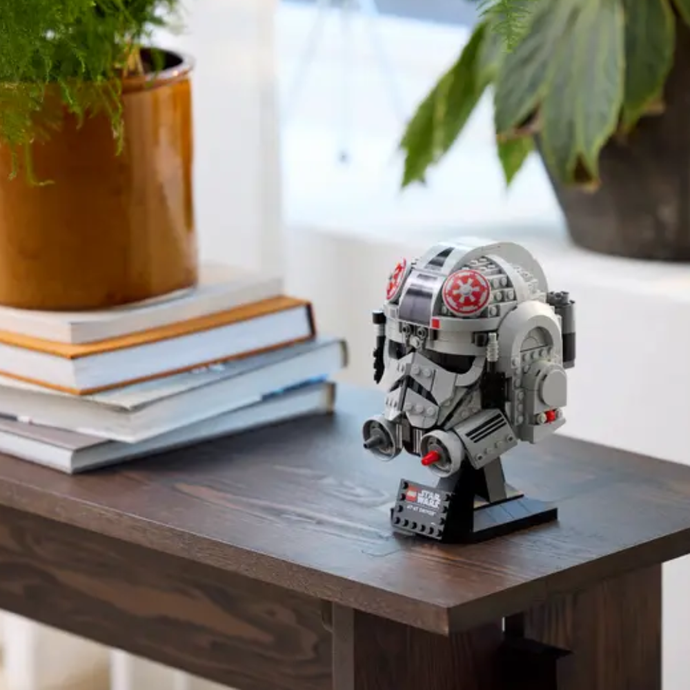 Casco de Conductor de AT-AT