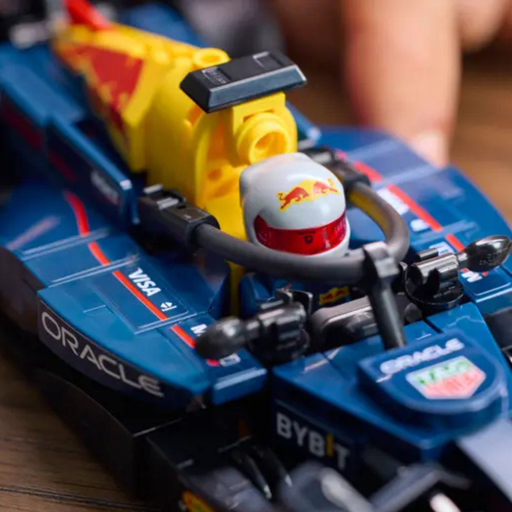 Oracle Red Bull Racing RB20 F1®