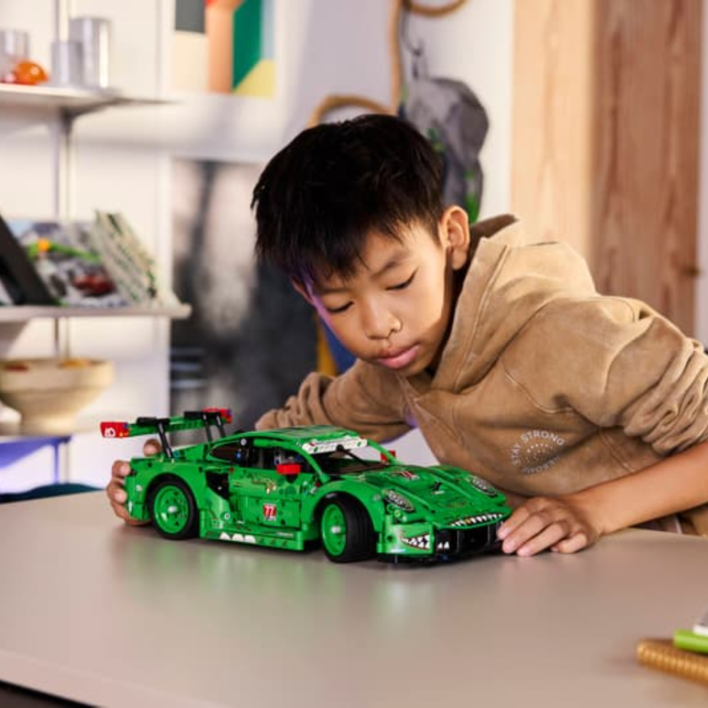 Coche Porsche 911 GT3 R REXY AO Racing